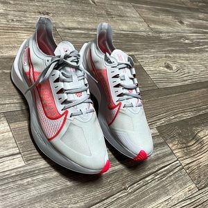 Nike zoom gravity